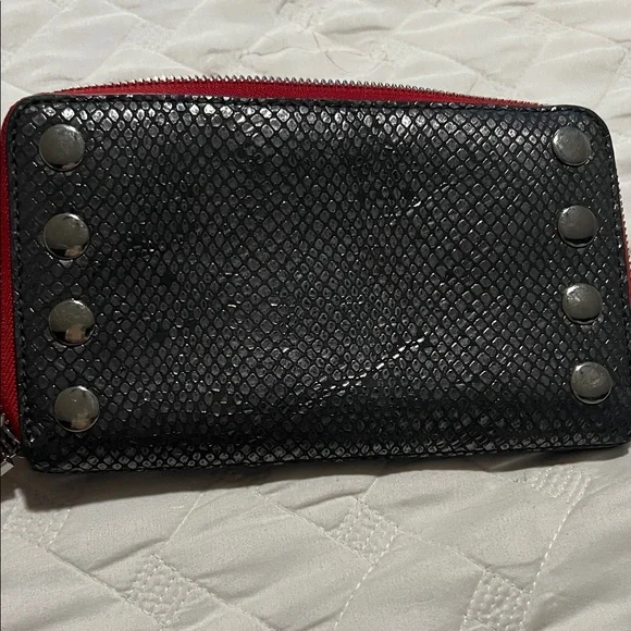 Hammitt Black and Silver Textured Wallet - Picture 7 of 9